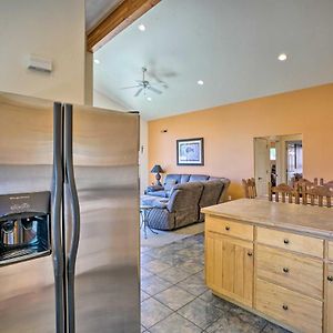 Moab Townhome With Pool Access And Stunning Mtn Views! Exterior photo