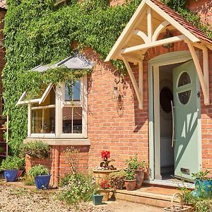 Oaklodge Spilsby Exterior photo