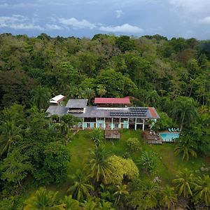 Bird Island Bungalows Bocas del Toro Exterior photo