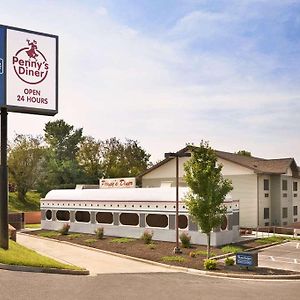 Travelodge By Wyndham Brunswick Near Frederick Exterior photo