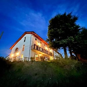 Cascina Malinverni Bed & Breakfast Rocchetta Palafea Exterior photo