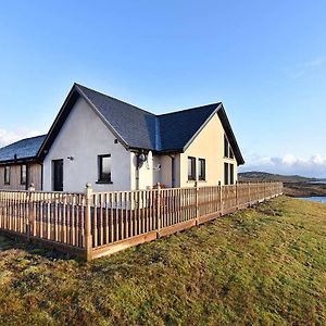 Ceann An Loch Cottage Balallan Exterior photo