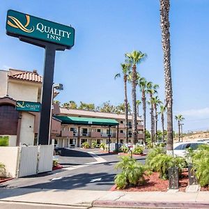 Quality Inn San Diego I-5 Naval Base Exterior photo