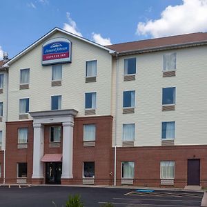 Howard Johnson By Wyndham Airport Hotel Louisville Exterior photo