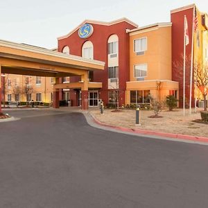 Comfort Suites Central-I-44 Tulsa Exterior photo