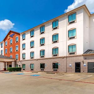 Comfort Inn Near Unt Denton Exterior photo