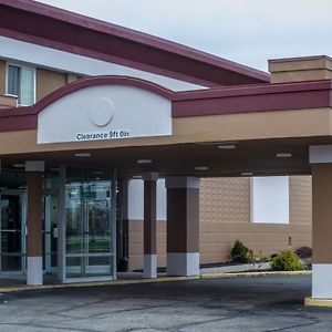 Red Roof Inn & Suites Piqua - I-75 Exterior photo