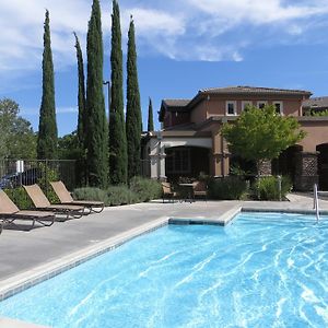 Sacramento Guest Services Hotel Exterior photo