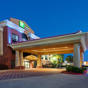 Holiday Inn Express & Suites Wharton, An Ihg Hotel Exterior photo