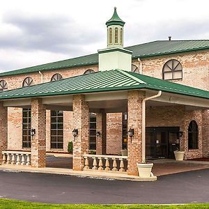 Quality Inn & Suites Cincinnati I-275 Springdale Exterior photo