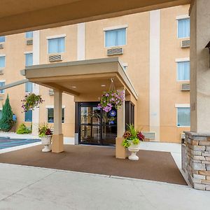 Comfort Inn & Suites Wilkes Barre - Arena Exterior photo