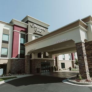 Hampton Inn Bismarck Exterior photo