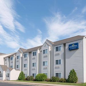 Microtel Inn & Suites By Wyndham Rice Lake Exterior photo