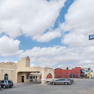 Days Inn By Wyndham Pueblo Exterior photo