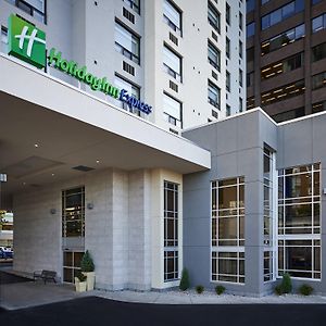 Holiday Inn Express Windsor Waterfront, An Ihg Hotel Exterior photo