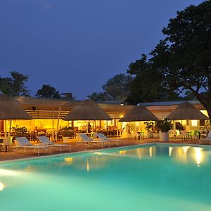 Cresta Sprayview Victoria Falls Hotel Exterior photo