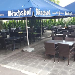 Hotel Restaurant Platamon Feuchtwangen Exterior photo