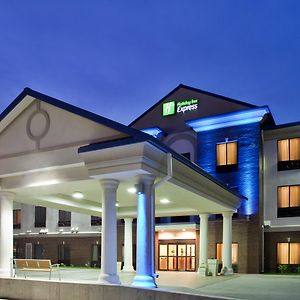 Holiday Inn Express Hotel & Suites Mcpherson, An Ihg Hotel Exterior photo