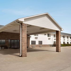 Super 8 By Wyndham Bethany Mo Hotel Exterior photo