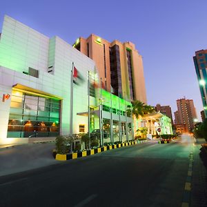 Holiday Inn - Suites Kuwait Salmiya, An Ihg Hotel Kuwait City Exterior photo