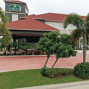 La Quinta By Wyndham Alamo-Mcallen East Hotel Exterior photo