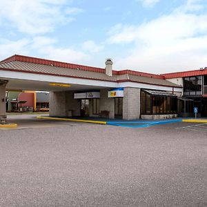 Days Inn By Wyndham Perrysburg Toledo Exterior photo