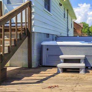 Dog-Friendly Fayetteville Home With Hot Tub! Exterior photo