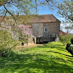 Moulin De Pras Bed & Breakfast Sigy-le-Chatel Exterior photo