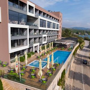 Glorius Hotel Veles Exterior photo