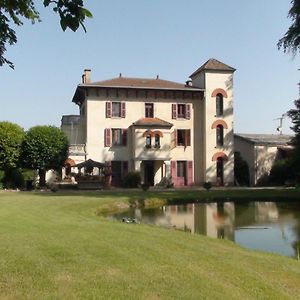 Domaine De Marchal - Chambres Et Table D'Hotes Celles-Sur-Durolle Exterior photo