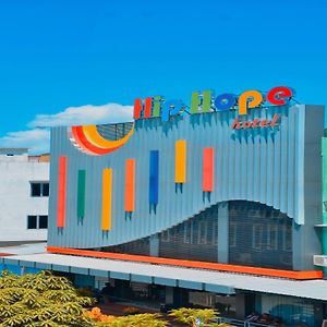 Hip Hope Hotel Banda Aceh Exterior photo