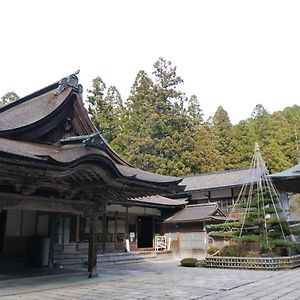 Kongo Sanmaiin Hotel Koyasan Exterior photo