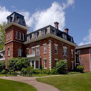 Oneida Community Mansion House Hotel Exterior photo