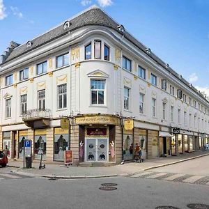 Moderne Leilighet Midt I Sentrum Av Fredrikstad Apartment Exterior photo