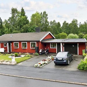 Private Room With No Windows In Shared House-4 Umea Exterior photo