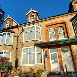 Diamonds Guest House York Exterior photo