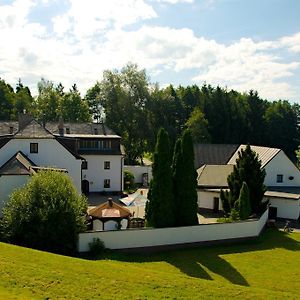 Hotel A Hostinec Talsky Mlyn Zdar Nad Sazavou Exterior photo