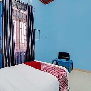 Oyo 92177 Arafah Homestay Syariah Bangkinang Exterior photo