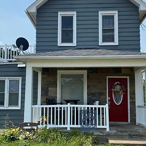 3Bed 2Bath Nestled In Cozy Grandview Neighborhood Villa Dubuque Exterior photo