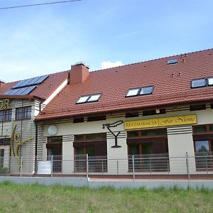 Hotel Aviator Kielce Exterior photo