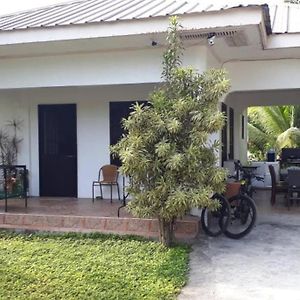 Riverside Transient House/Balingasay-Patar Beach Apartment Exterior photo