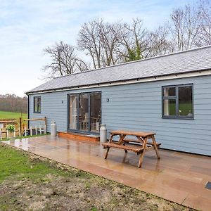 The Tractor Shed Villa Matfield Exterior photo