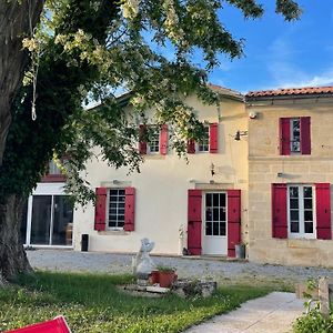 Aux Abris Des Vents D'Anges Bed & Breakfast Les Artigues-de-Lussac Exterior photo