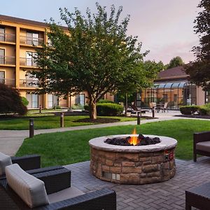 Courtyard By Marriott Fishkill Hotel Exterior photo