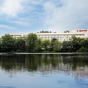 Boston Marriott Newton Hotel Exterior photo