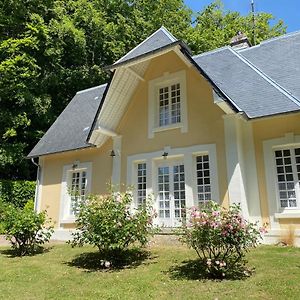 La Maison Du Gardien, Chateau De Lavenue Villa Pierrefitte-en-Auge Exterior photo