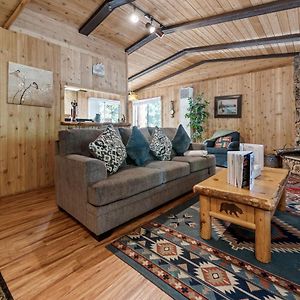 Cozy Forest Getaway - Cozy Cabin Features A Deck With Barbecue And Just Minutes From Big Bear Lake! Villa Sugarloaf Exterior photo