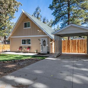 Maple Lane Lodge - Adorable Chalet On A Fully Fenced Lot With A Hot Tub And More! Sugarloaf Exterior photo