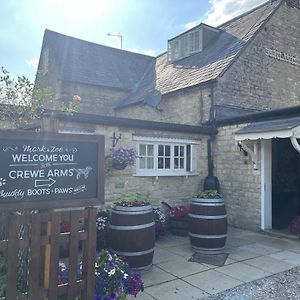 The Crewe Arms Bed & Breakfast Hinton in the Hedges Exterior photo