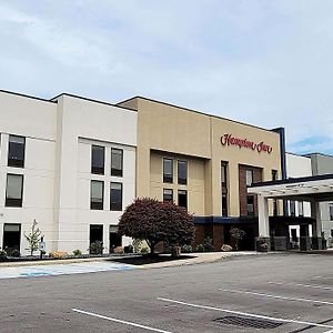 Hampton Inn Greensburg Exterior photo